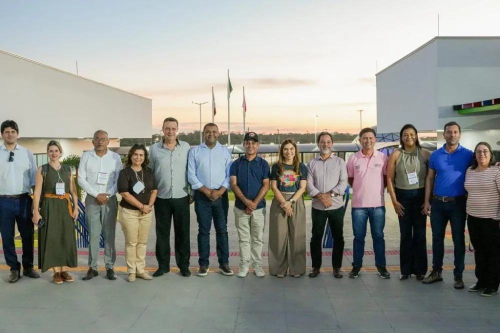 Prefeitos mineiros conhecem Canaã dos Carajás em visita técnica pelas obras públicas