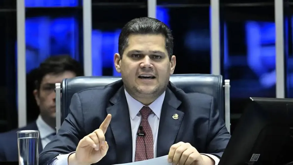 PEC da Blindagem é arquivada após rejeição no Senado