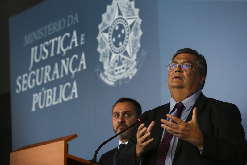 Dino diz que PF fará novas prisões de participantes de atos golpistas