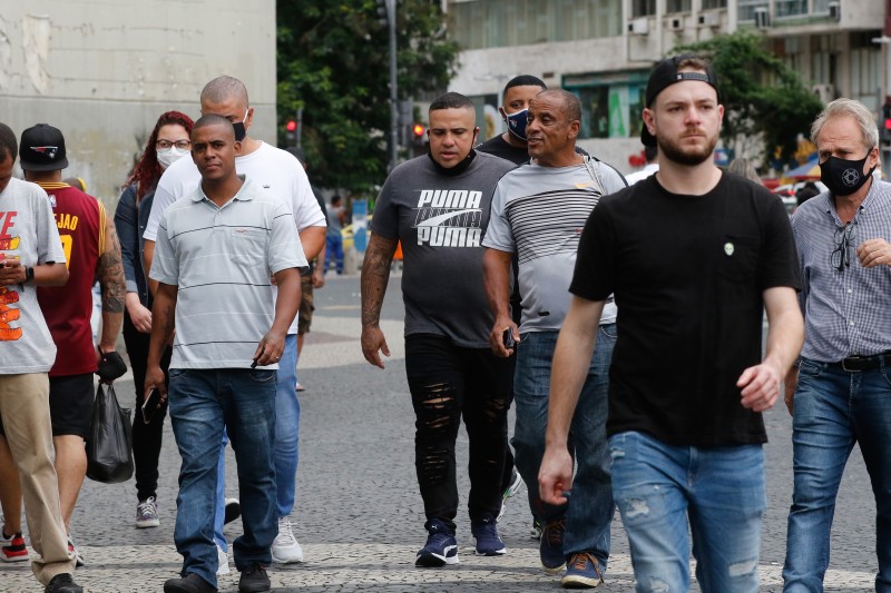 Covid-19: Brasil registra 3.888 novos casos e 39 mortes em 24 horas