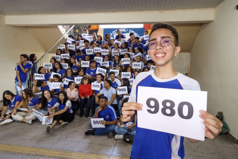 Enem: 70% dos alunos da Escola Estadual Albanízia Lima têm notas acima de 700 na Redação