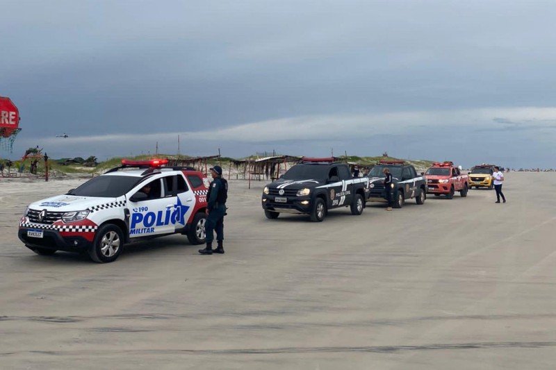 Órgãos de segurança garantem zona de exclusão para proteção de tartarugas na praia do Atalaia