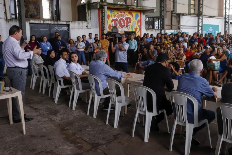 Estado apresenta à comunidade projeto de saneamento e urbanização do Canal Lago Verde