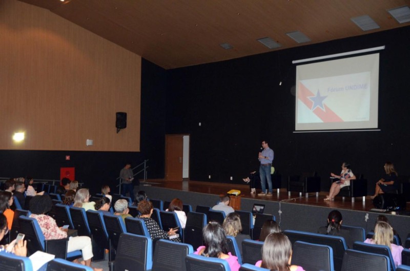 Seduc reúne representantes municipais para fortalecer o ensino na rede estadual