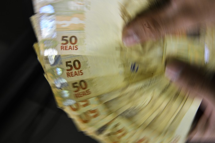 MP do salário mínimo é prorrogada por 60 dias