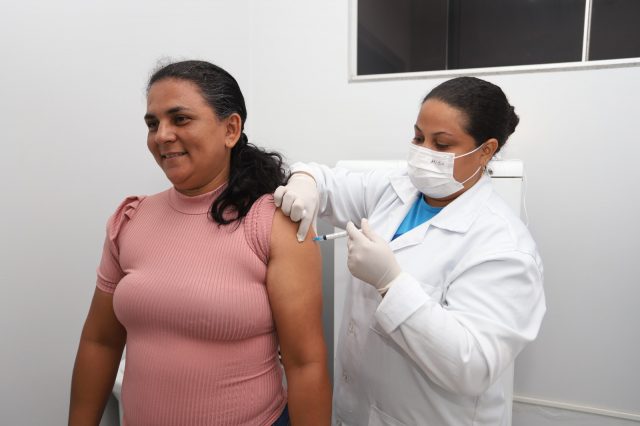 Secretaria de Saúde convoca população para vacinação