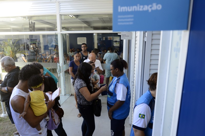 Gripe se aproxima da covid-19 como principal causadora de SRAG