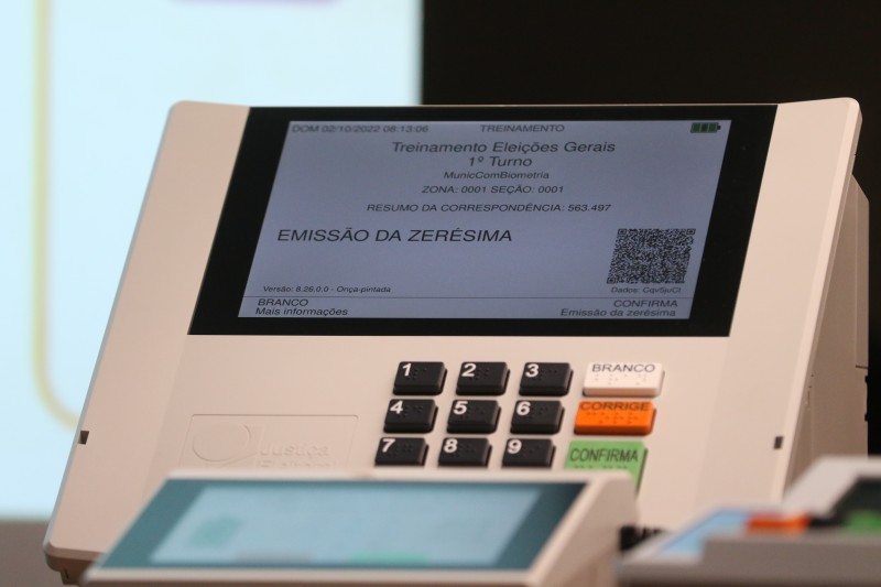 TRE-SP já substituiu 408 urnas eletrônicas