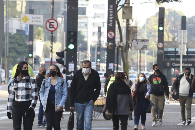 Covid-19: Brasil tem 4.996 casos e 51 mortes em 24 horas