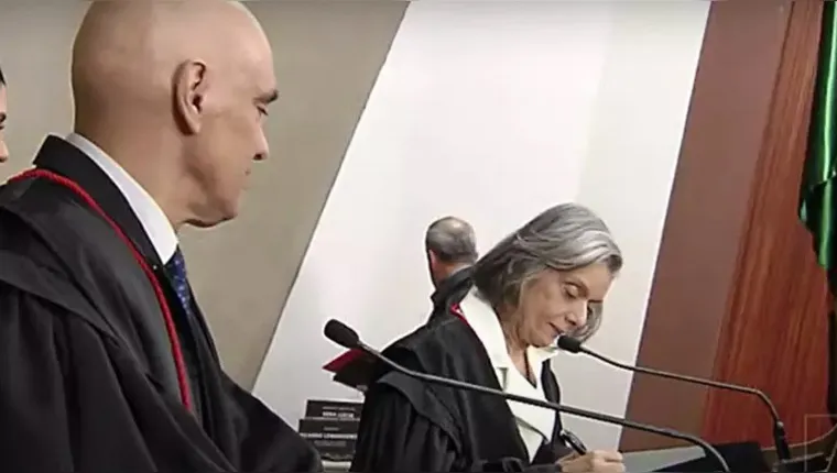 Carmen Lúcia assume TSE e diz que irá combater fakes