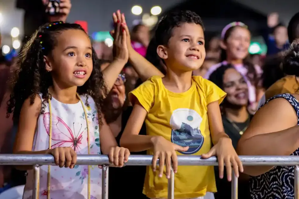 Segundo dia teve fórum, espaço lotado e emoção com “três Palavrinhas”