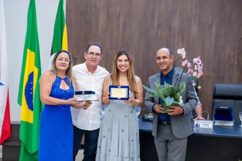 Prefeita Josemira e vice Zito são homenageados em sessão solene pelos 30 anos de Canaã
